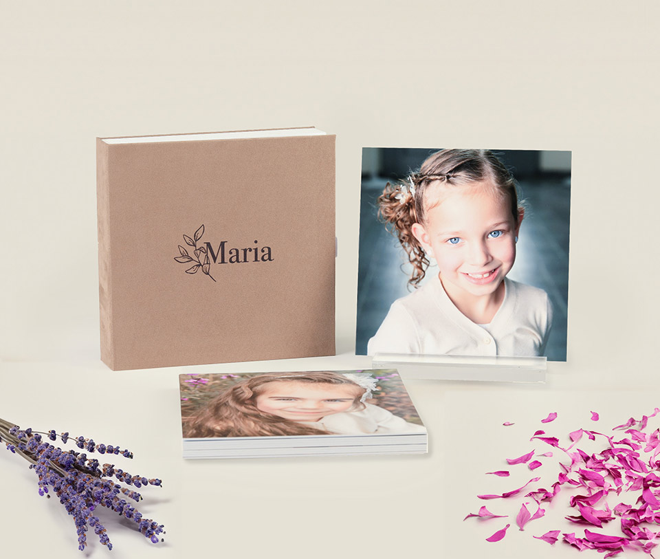 Pack VIII - 1 Portrait Box + 10 Prints + Free Print Stand